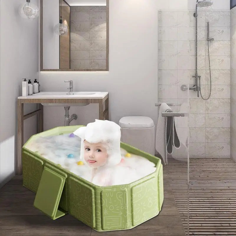 “Splash, play, and clean! 🛁🦆 Foldable kids bathtub with balls & ducks for endless fun.”