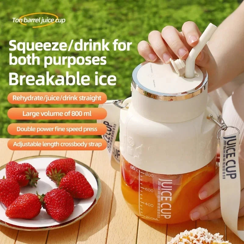 Fresh juice anywhere! 🍓🥭 Portable 800ml juicer with 10 blades – blend, sip & go!