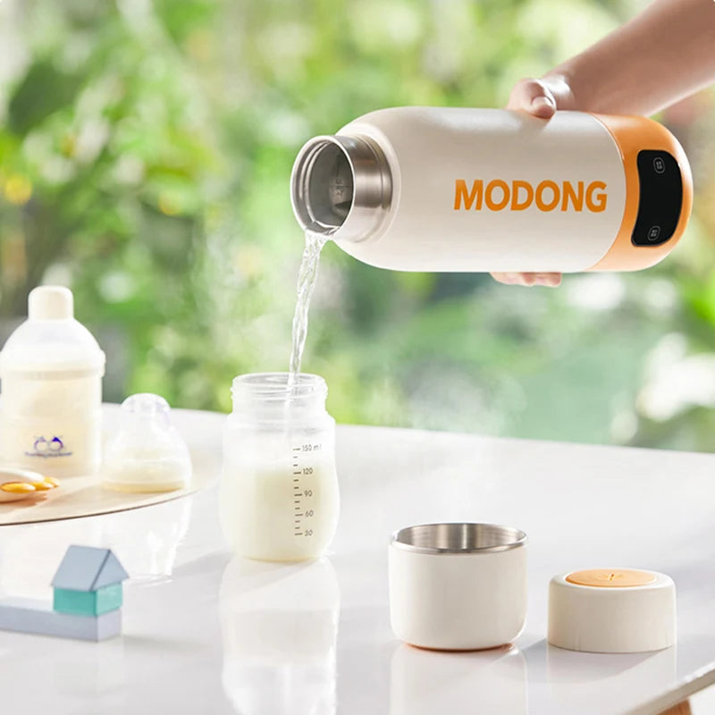 100–240V Electric Kettle 600ML – Portable smart heating cup with adjustable temperature, fast boiling, and universal voltage. Perfect for travel, office, and home use.